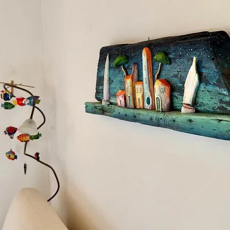 Airy & Panoramic With Terrace, 2 Minutes From The Sea شقة