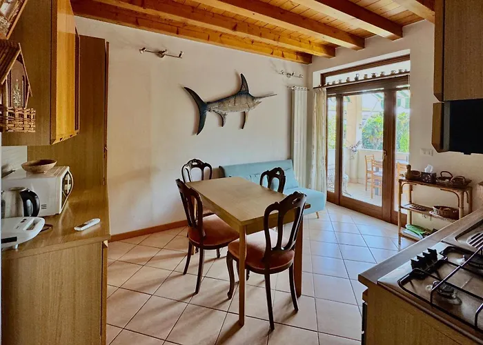 Lejlighed Airy & Panoramic With Terrace, 2 Minutes From The Sea *