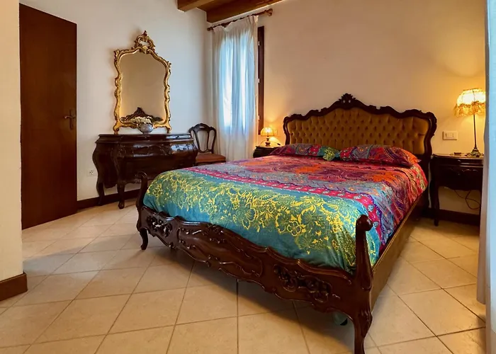 Airy & Panoramic With Terrace, 2 Minutes From The Sea * Venedigs Lido