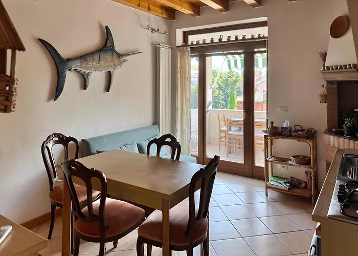 Airy & Panoramic With Terrace, 2 Minutes From The Sea